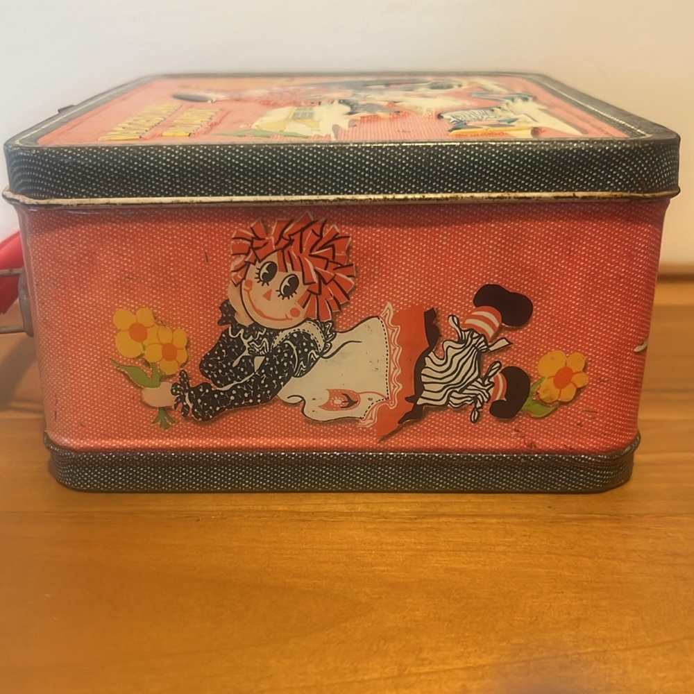 Raggedy Ann and Andy Vintage METAL SCHOOL LUNCHBOX - 1973 vintage original - Picture 6 of 12